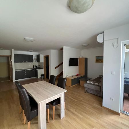 Apartmani Funda Bol Eksteriør billede