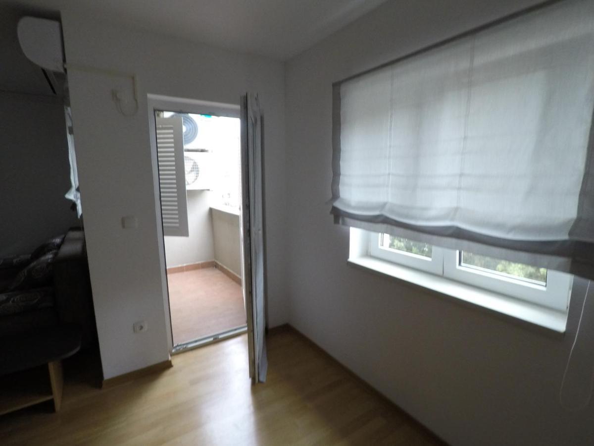 Apartmani Funda Bol Eksteriør billede